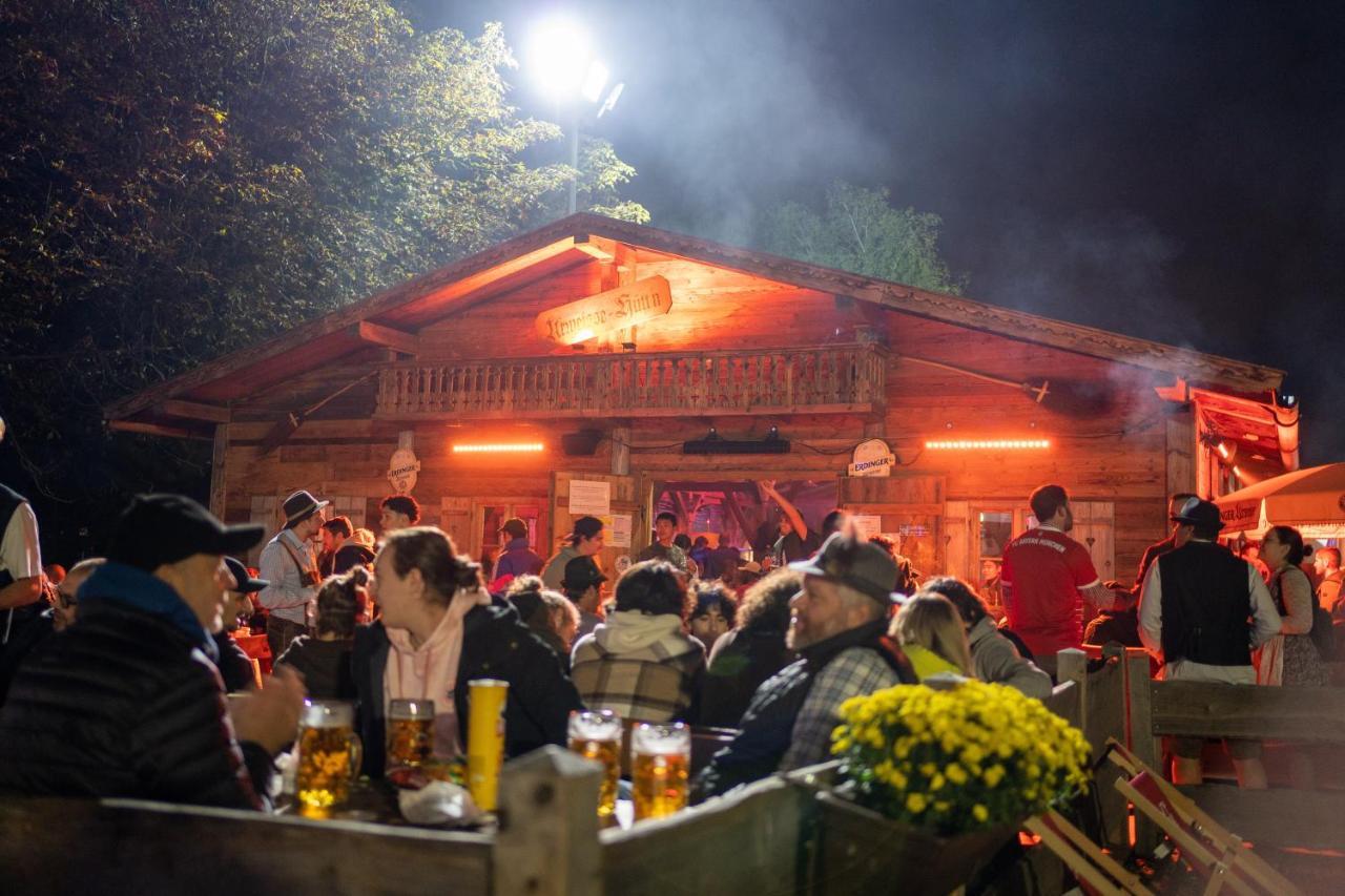 Wies'N Camp Munich Extérieur photo
